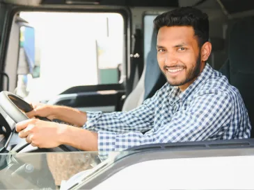 Book an auto 40% cheaper than the offline market.